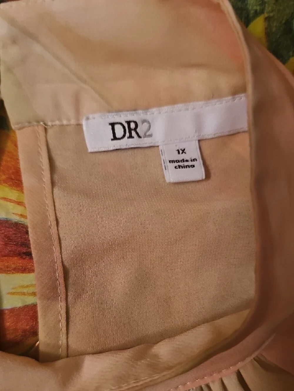 DR2 Peach & Cream Sleeveless Watercolor Blouse